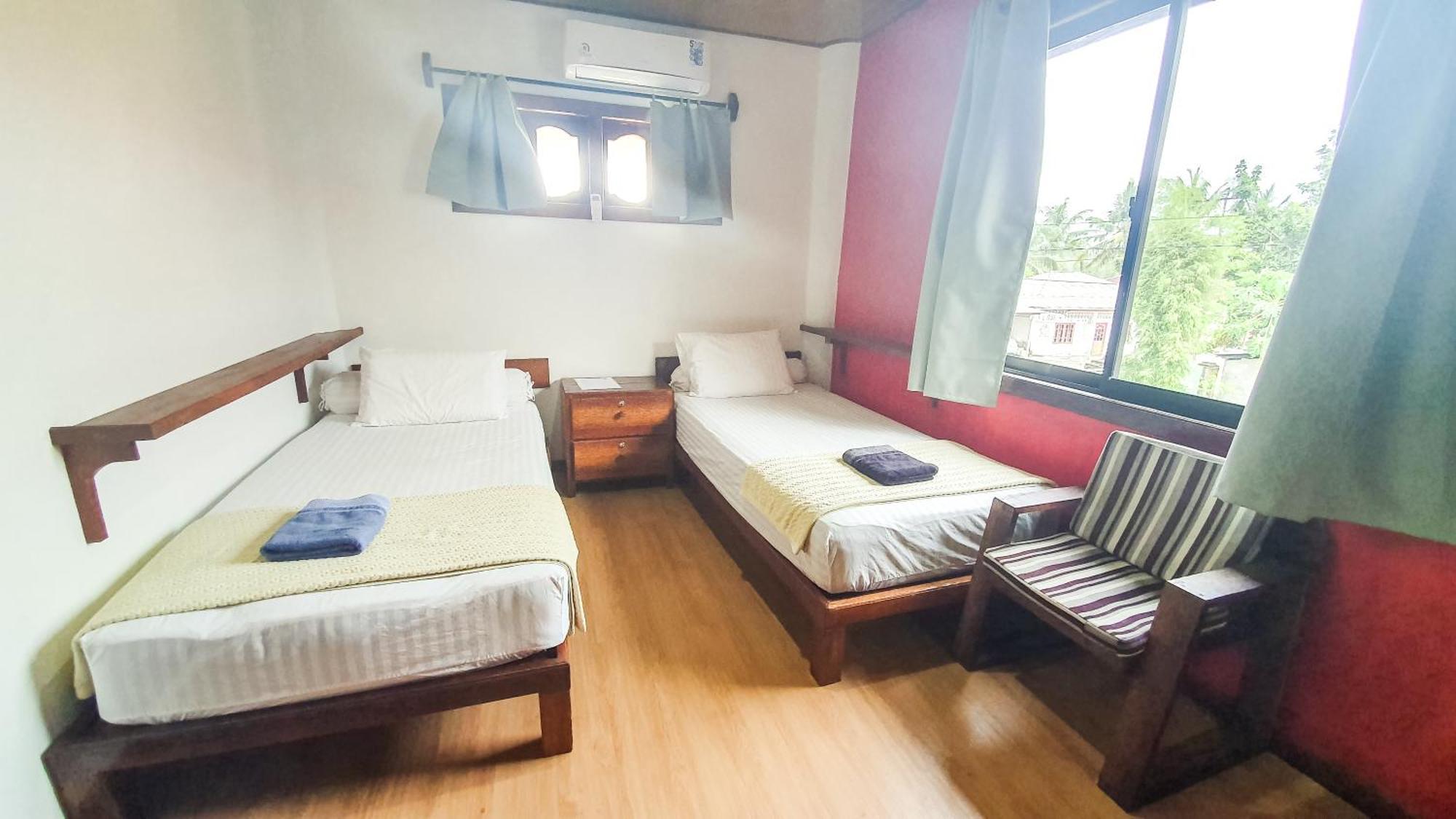Jamburae Lodge Lagudri Habitación foto