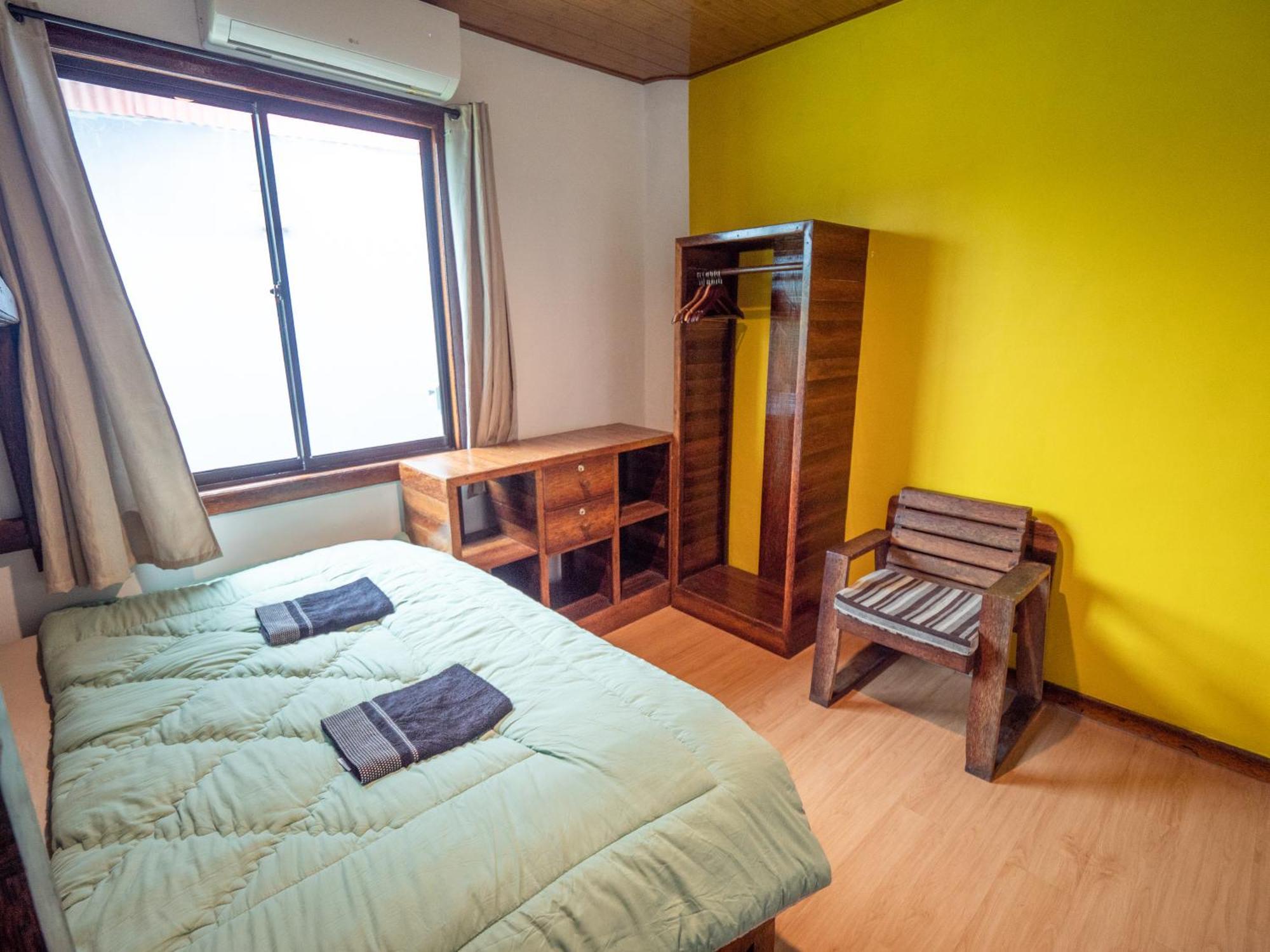 Jamburae Lodge Lagudri Habitación foto